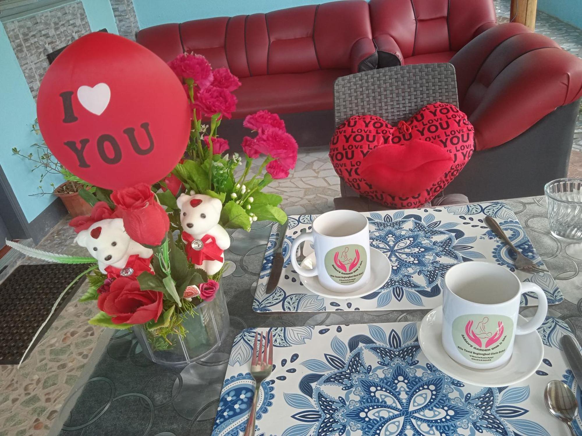 مبيت وإفطار Clarin  Sarah'S Garden Bnb & Spa المظهر الخارجي الصورة