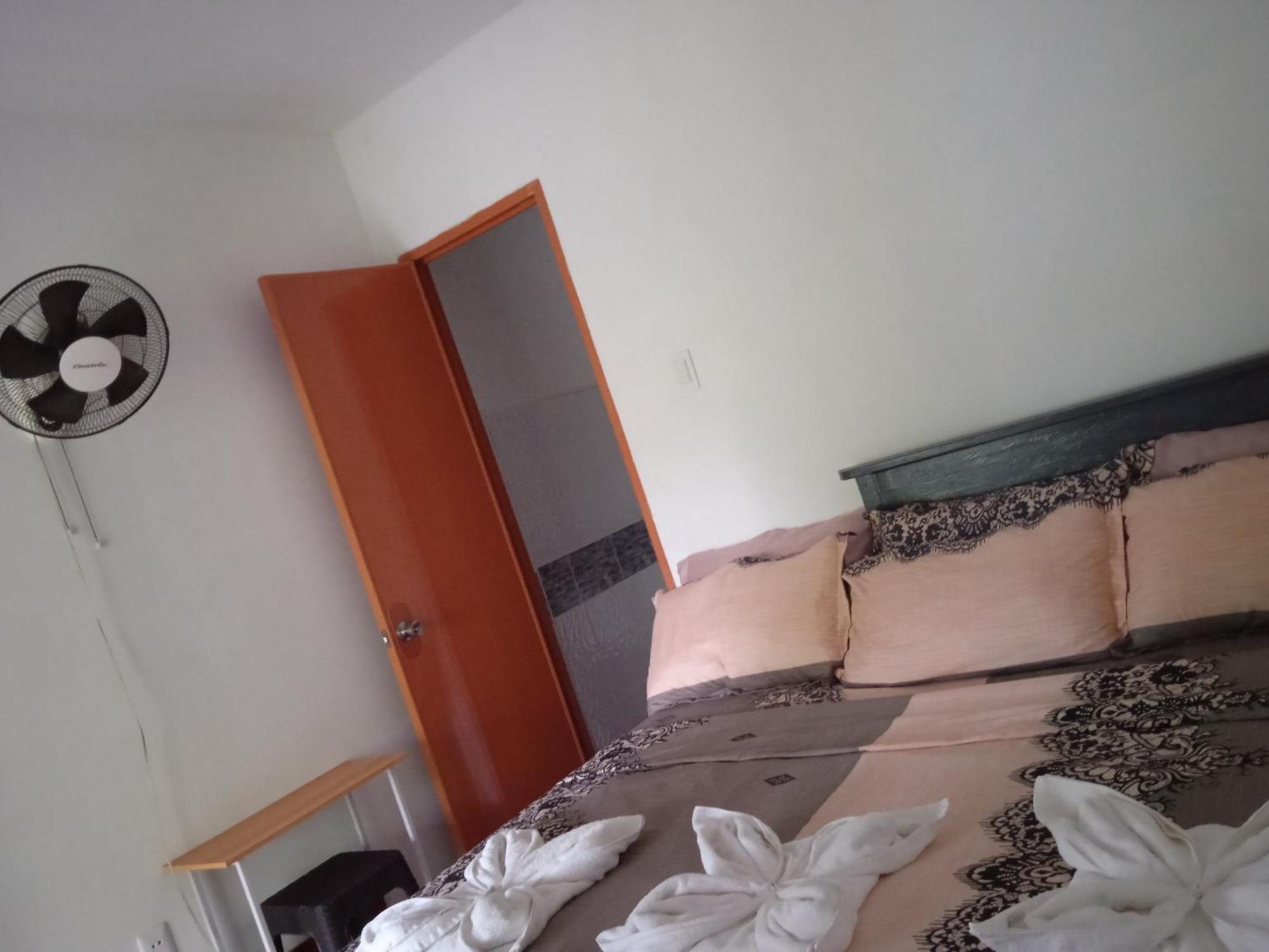 مبيت وإفطار Clarin  Sarah'S Garden Bnb & Spa المظهر الخارجي الصورة