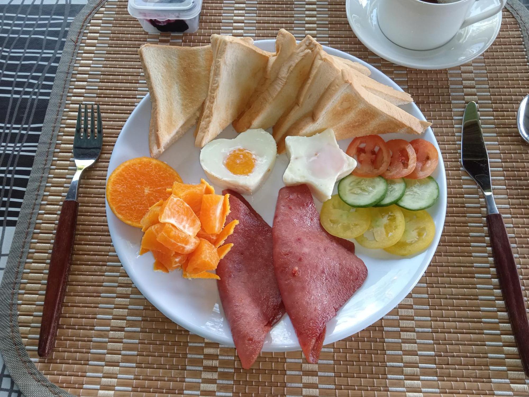 مبيت وإفطار Clarin  Sarah'S Garden Bnb & Spa المظهر الخارجي الصورة