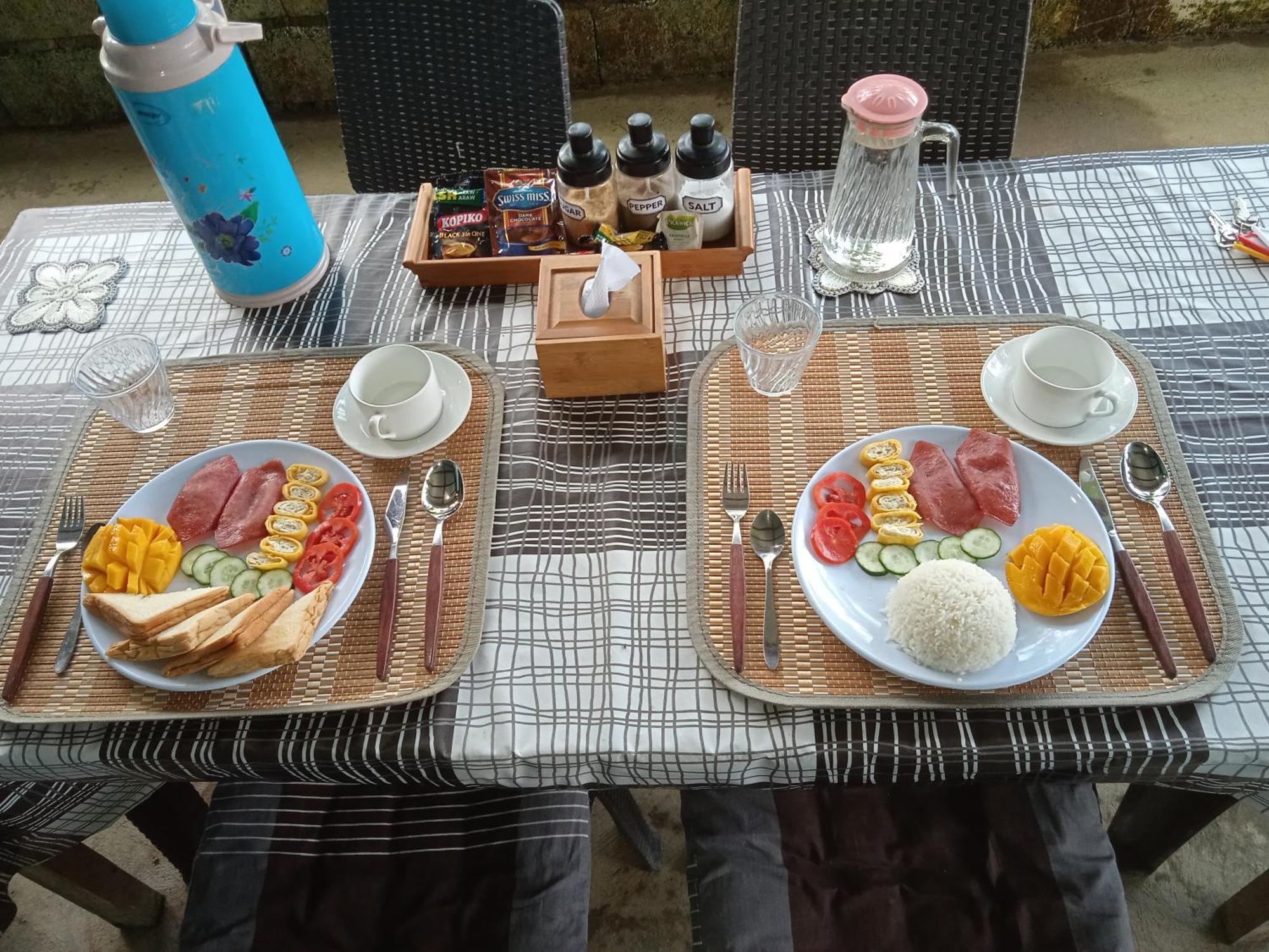 مبيت وإفطار Clarin  Sarah'S Garden Bnb & Spa المظهر الخارجي الصورة